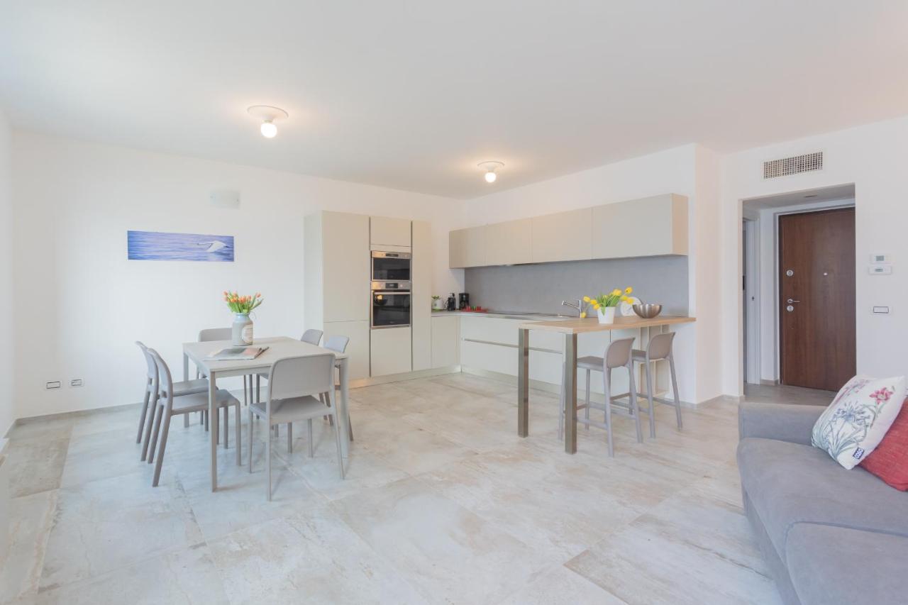 Dream Lake Apartments Lake View - Private Beach By Rent All Como Lezzeno Εξωτερικό φωτογραφία