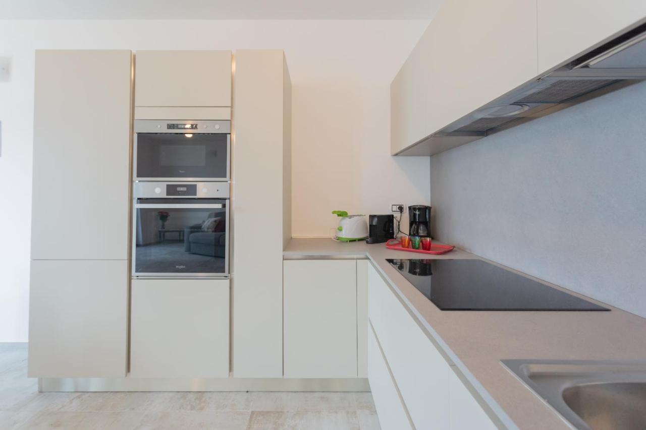 Dream Lake Apartments Lake View - Private Beach By Rent All Como Lezzeno Εξωτερικό φωτογραφία
