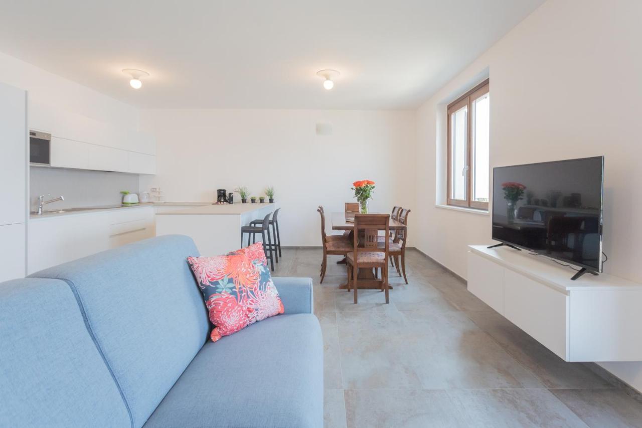 Dream Lake Apartments Lake View - Private Beach By Rent All Como Lezzeno Εξωτερικό φωτογραφία