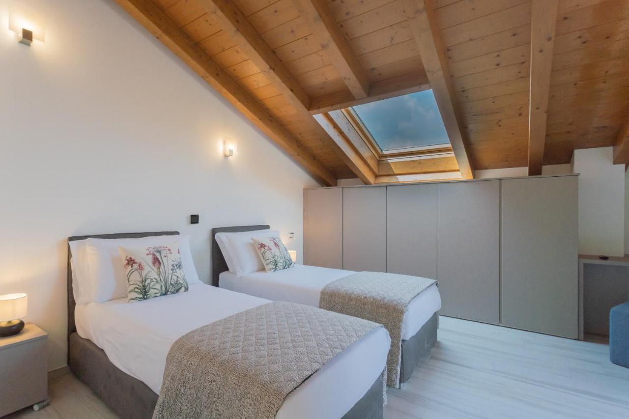 Dream Lake Apartments Lake View - Private Beach By Rent All Como Lezzeno Εξωτερικό φωτογραφία