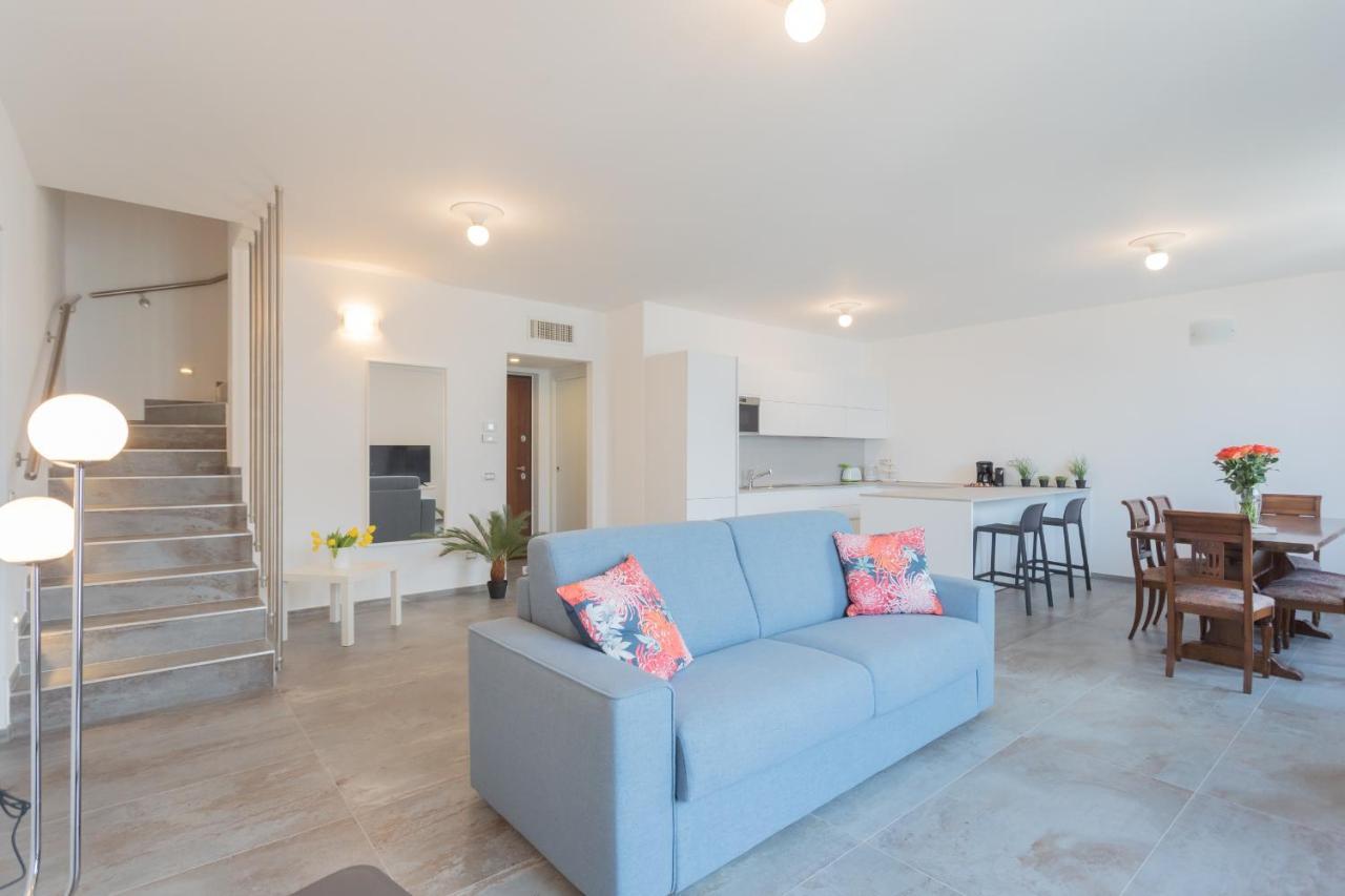 Dream Lake Apartments Lake View - Private Beach By Rent All Como Lezzeno Εξωτερικό φωτογραφία